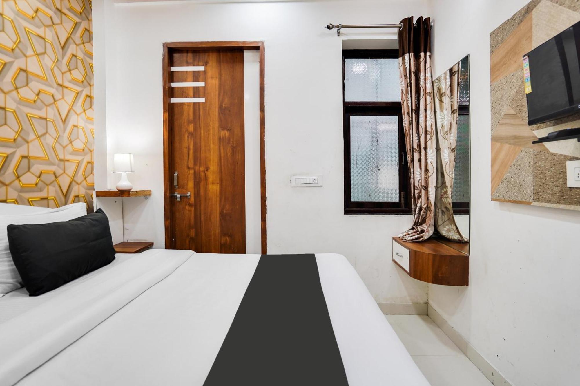 אג'מר Super Oyo Hotel O Sky Wings מראה חיצוני תמונה